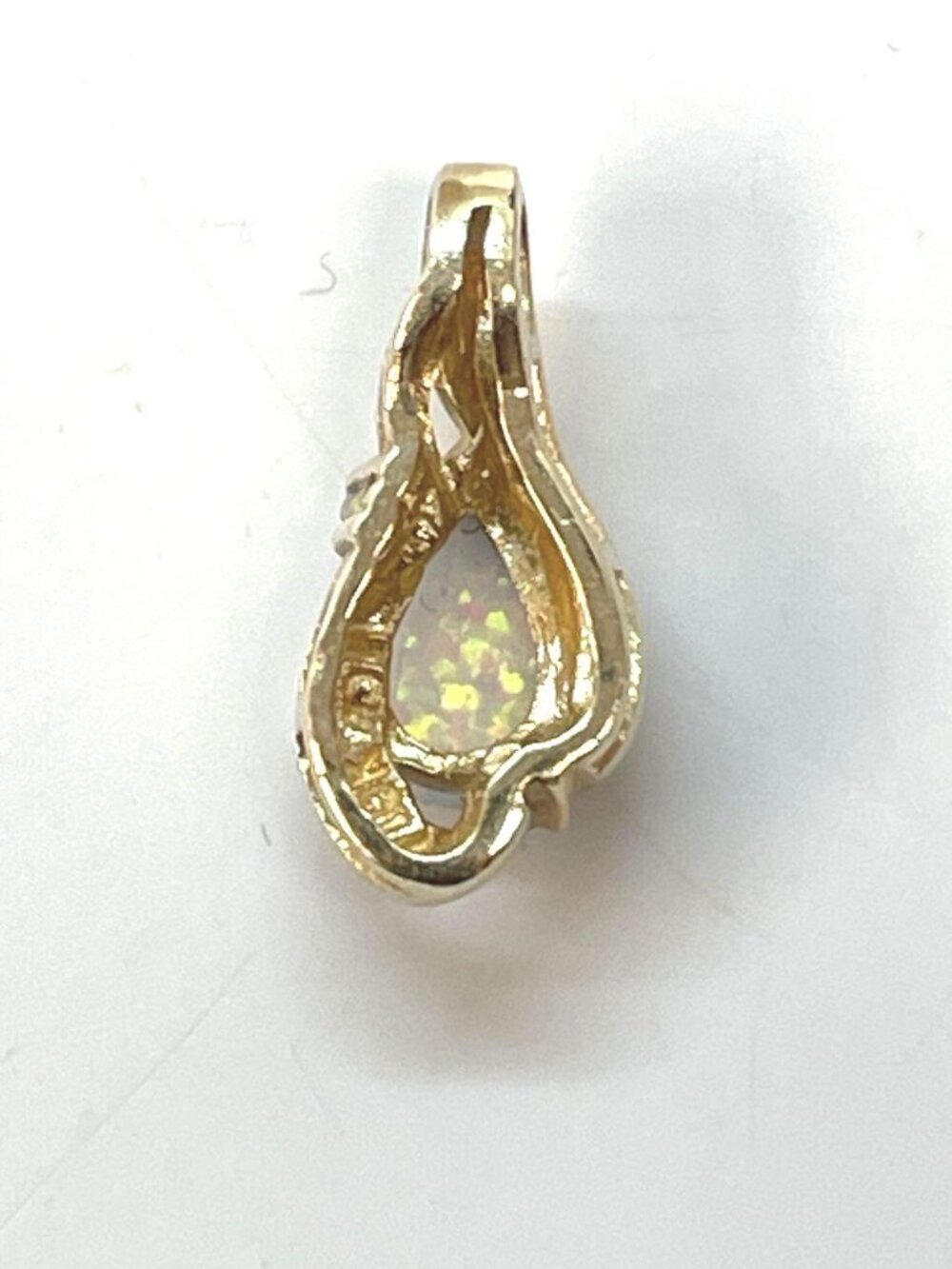 10k Yellow Gold Opal & Diamond Accent Pendant 1.3g - Picture 2 of 7